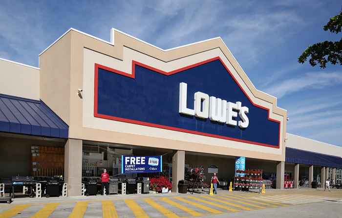 Lowe's está sob fogo de compradores por uma enorme quantidade de dano