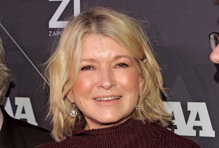 Martha Stewart jure par ce produit de pharmacie de 4 $ pour une peau éclatante à 80