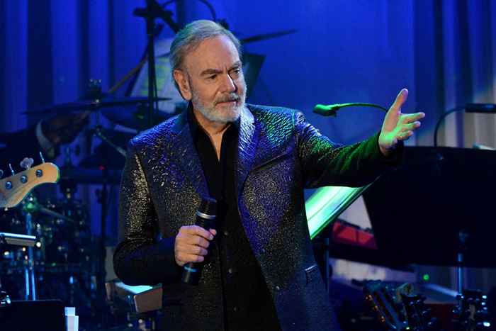 Neil Diamond dice que Parkinson significa que nunca volverá a hacer esto