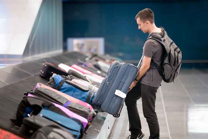 Ne fais jamais ça après avoir vérifié un sac, dit l'agent de bord