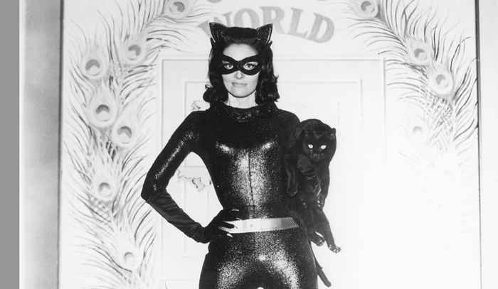 Voir Catwoman Lee Meriwether à 86