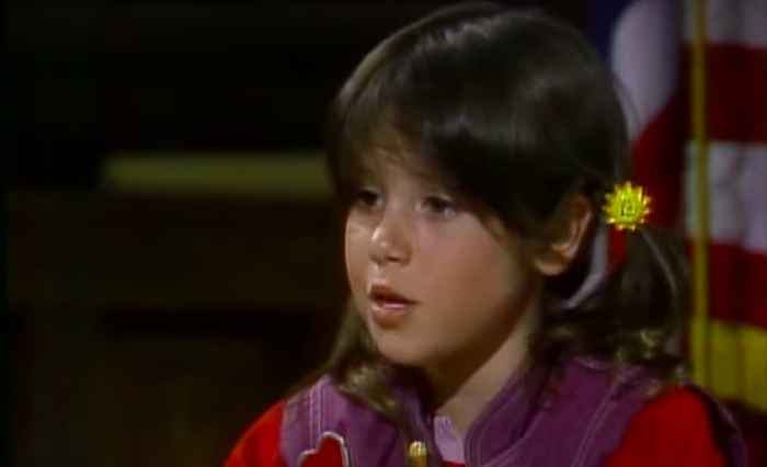 Voir l'ancien enfant Star Soleil Moon Frye maintenant à 45