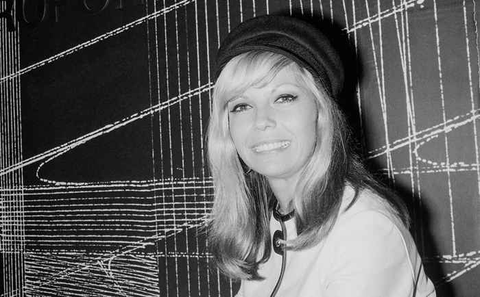 Vedi la figlia di Frank e l'icona degli anni '60 Nancy Sinatra ora a 81