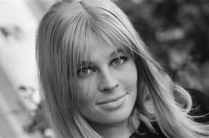 Se den ikoniske 60 -tallsstjernen Julie Christie nå på 81