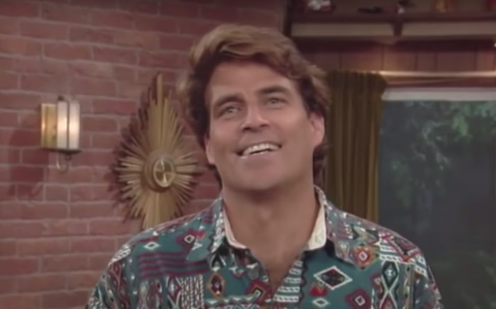 Veja casado ... com filhos, estrela Ted McGinley agora aos 63