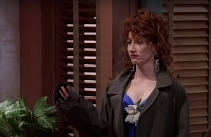 Ella jugó a Beth en NewsRadio. Ver Vicki Lewis ahora a los 62.