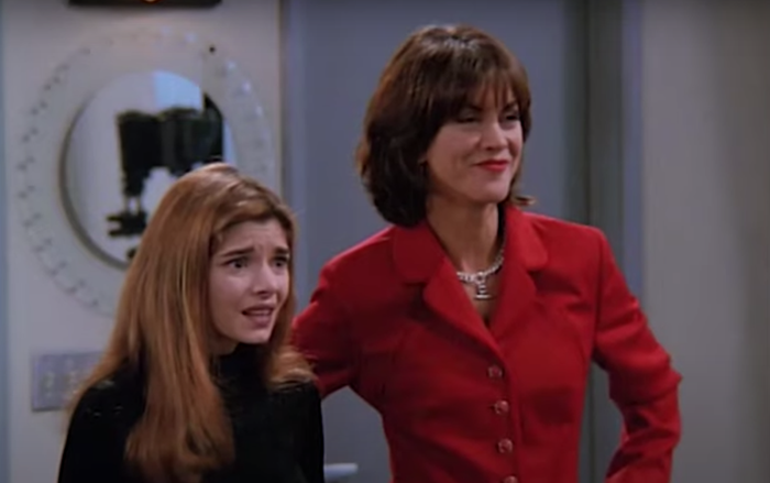 Elle a joué Nina sur Just Shoot Me. Voir Wendie Malick maintenant à 71.