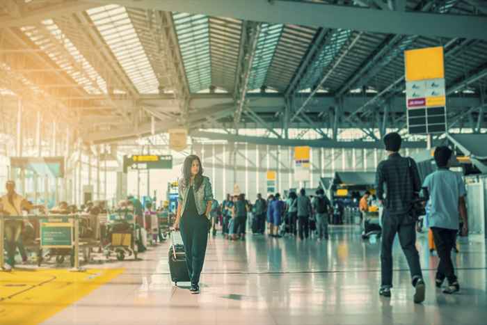 I 10 migliori hack aeroporti che ogni viaggiatore esperto lo sa