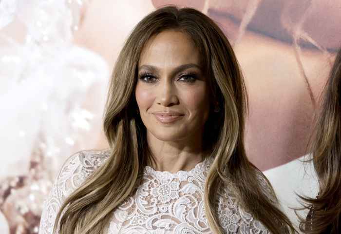 Przerażający objaw, który wywołał podróż Jennifer Lopez do odnowy biologicznej