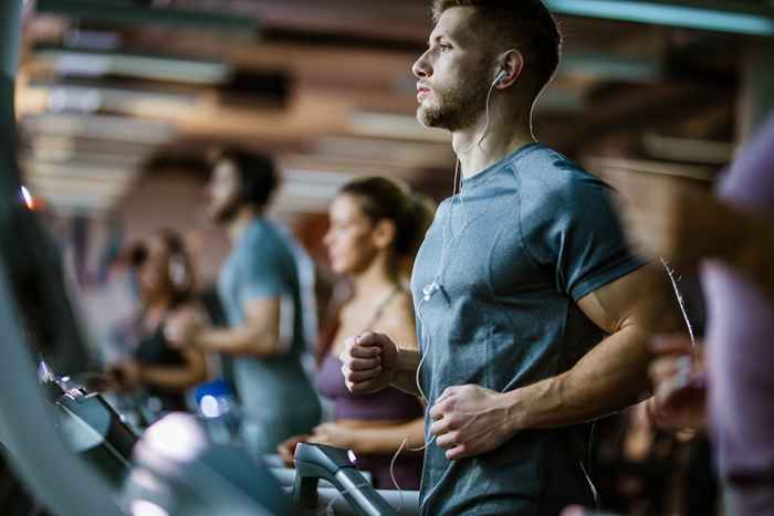 Ce sont les 5 choses les plus contaminées de votre gymnase, avertit l'étude