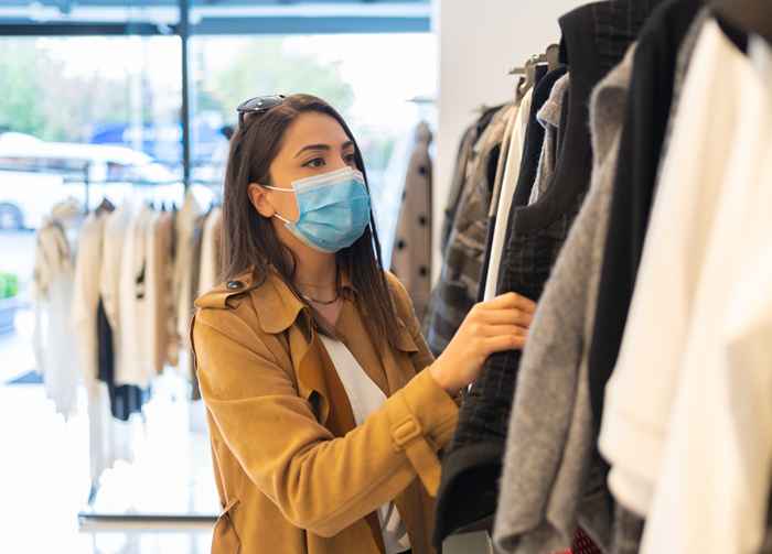 Ces grands magasins de vêtements sont des emplacements de fermeture, à partir du 18 juillet