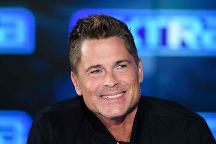 Ecco perché Rob Lowe definisce il suo alcolismo un regalo