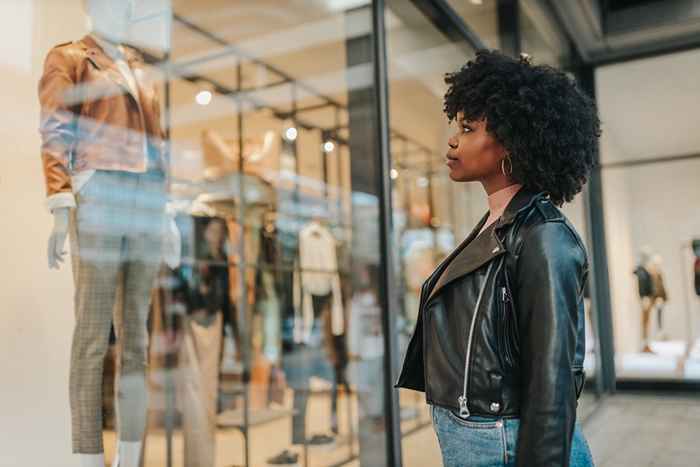 Cette chaîne de vêtements populaire vient d'annoncer qu'elle ferme 240 magasins