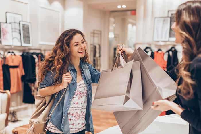 Esta empresa popular de roupas está fechando permanentemente mais de 100 lojas