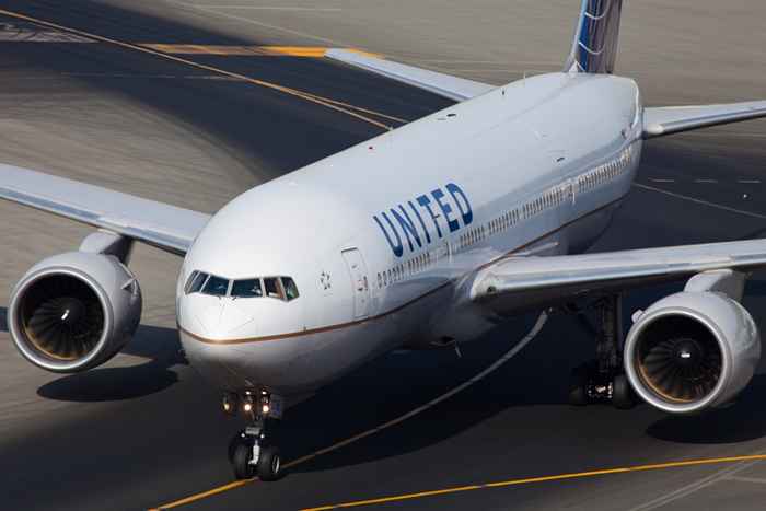 La United Airlines sta tagliando le voli per queste 4 principali città, a partire da agosto. 15