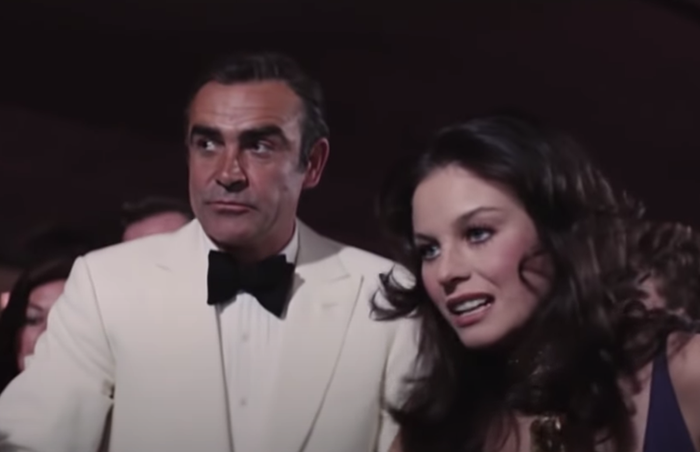 Uma garota de Bond acabou de se abrir sobre seu suposto caso de Sean Connery