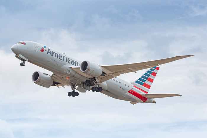 American Airlines lassen Sie dies endlich auf den Flügen ab dem 18. April tun