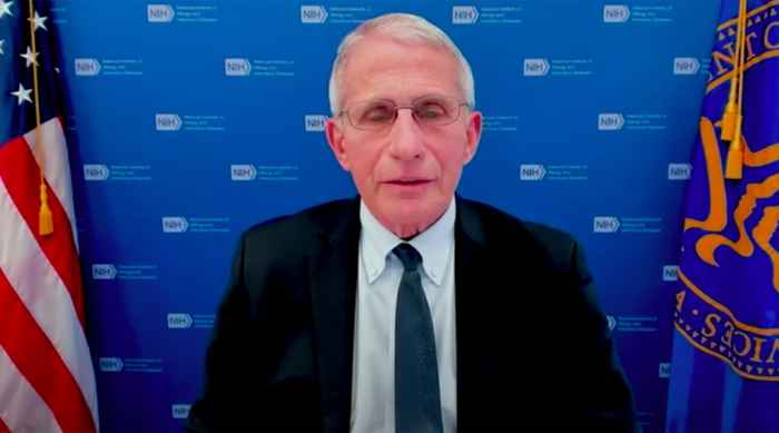 Dr. Fauci ha appena emesso questo importante avvertimento su Long Covidid