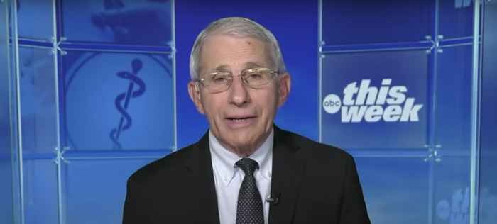 Dr. Fauci ha appena emesso questo avvertimento a tutti gli americani, anche i vaccinati