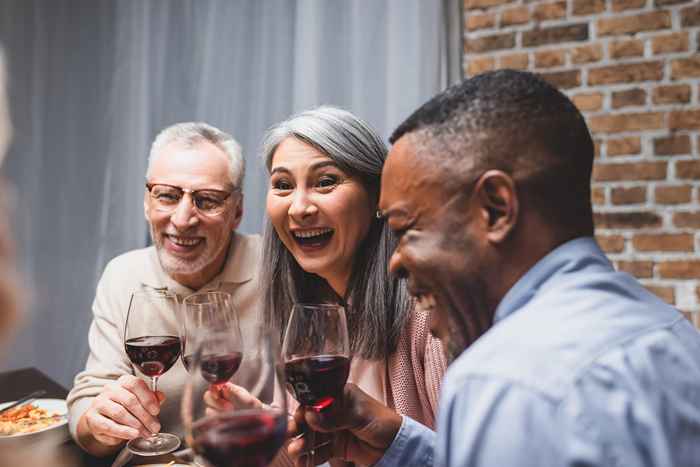 Wenn dies passiert, wenn Sie Alkohol trinken, ist es möglicherweise Zeit, anzuhalten