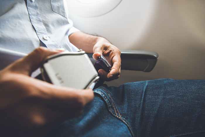 Wenn Sie dies auf einem Flug hören, bereiten Sie sich auf schlechte Turbulenzen vor, da die Piloten warnen