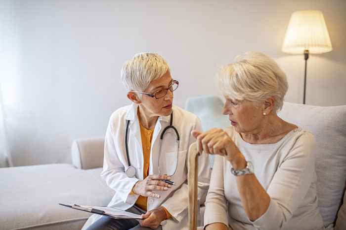 Hvis du er over 65 år, kan det å gjøre dette redusere Alzheimers risiko, funn studier