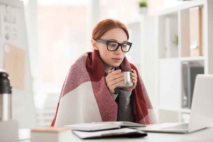 Si es sensible a la temperatura, revise la tiroides, dicen los médicos