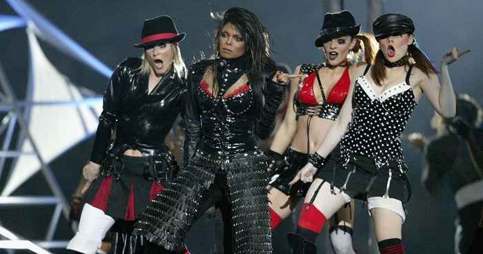 Janet Jackson ha appena fatto un raro commento sullo scandalo del Super Bowl del 2004