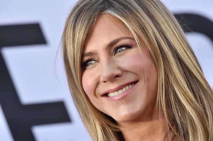 Jennifer Aniston avslører den overraskende jobben før hun sluttet etter en dag