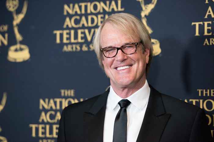 John Tesh diz que este foi o sinal de que seu câncer havia retornado