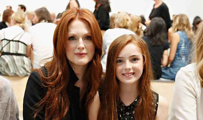 A filha de Julianne Moore está crescida e se parece com ela