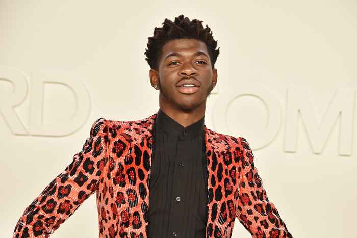 Lil Nas X acabou de revelar a verdade por trás de seu mau funcionamento do guarda -roupa SNL