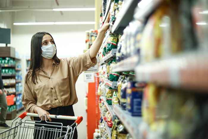 I principali negozi di alimentari si stanno sbarazzando di questo in questo momento