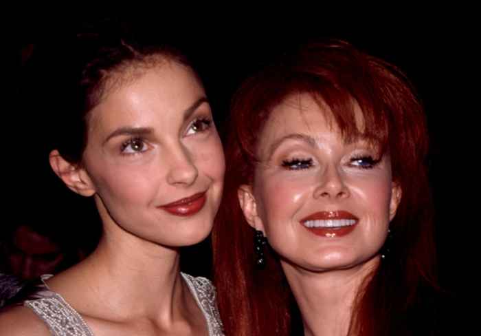 Naomi Judd dice che sua figlia Ashley potrebbe essere morta in grave incidente