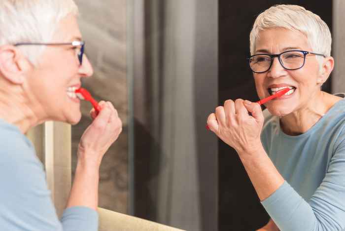 Non farlo mai dopo aver lavati i denti, avvertono i dentisti