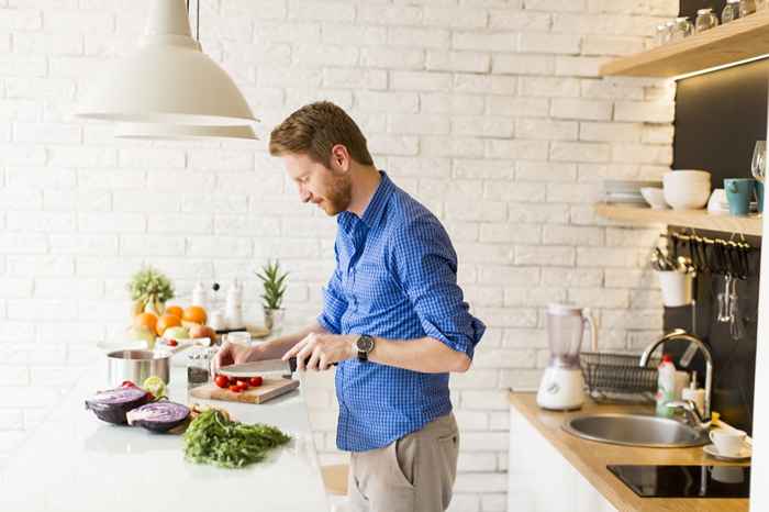 Non mangiare mai gli avanzi che sono stati in frigo per così tanto tempo, avvertono gli esperti