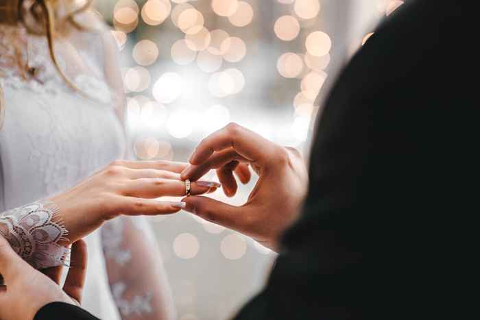 Nunca diga essas 4 palavras em um casamento, o especialista em etiqueta avisa