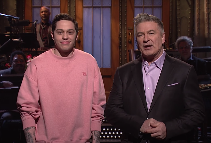 Pete Davidson a donné à Alec Baldwin de faux conseils d'entraînement qui fonctionnaient réellement