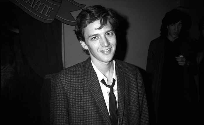 Veja o ex -ídolo adolescente Andrew McCarthy agora às 59