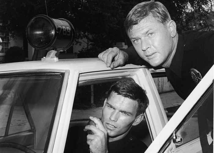 Se Last Living Adam-12 rollebesetningsmedlem Kent McCord på 79