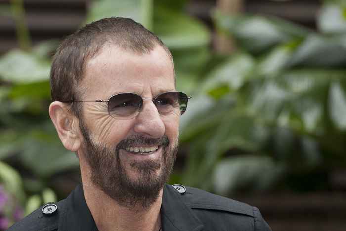 Veja a neta de Ringo Starr, que também é músico