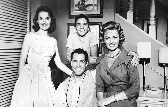 Shelley Fabares spilte Mary på Donna Reed Show. Se henne nå på 77.