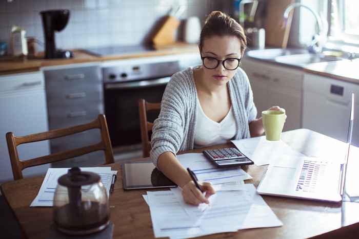 El IRS advierte que se le cobrará más por esto a partir del 1 de abril