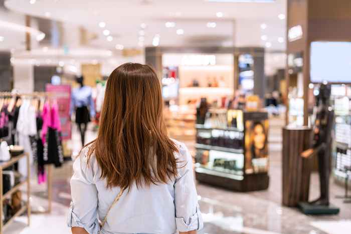 Lo único que cada tienda es departamental es comenzar a prohibir