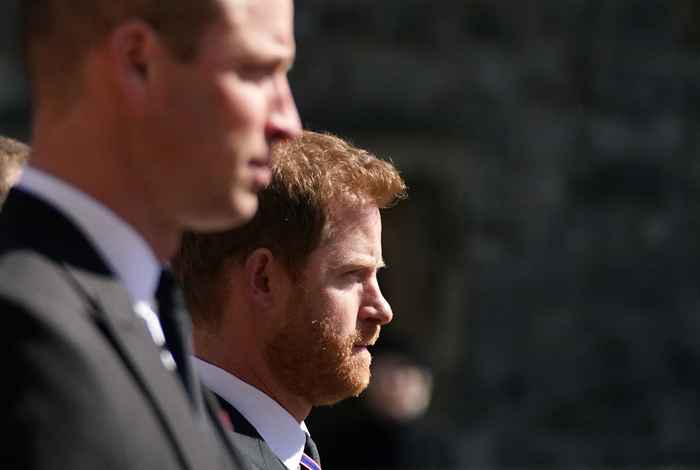 A única coisa que impede William & Harry de reconciliar, dizem insiders