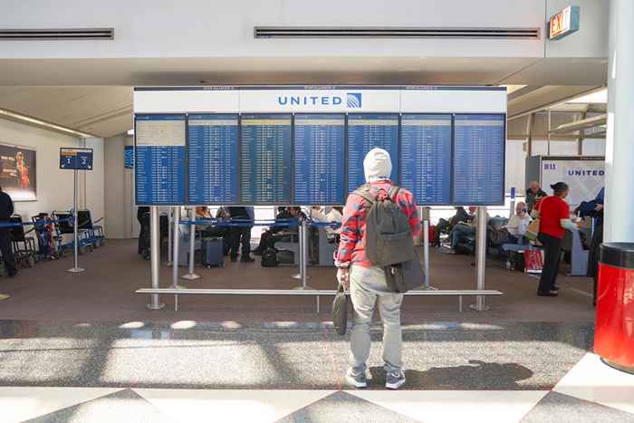 United Airlines non volerà più in queste 11 città, a partire da novembre. 30