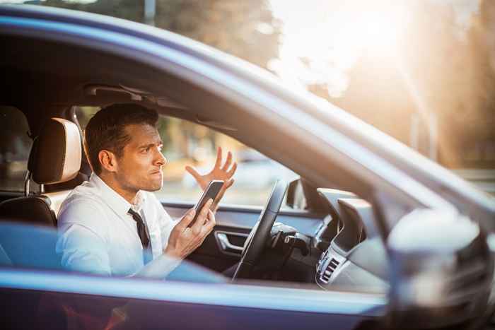 17 Terribles errores que estás cometiendo al alquilar un auto