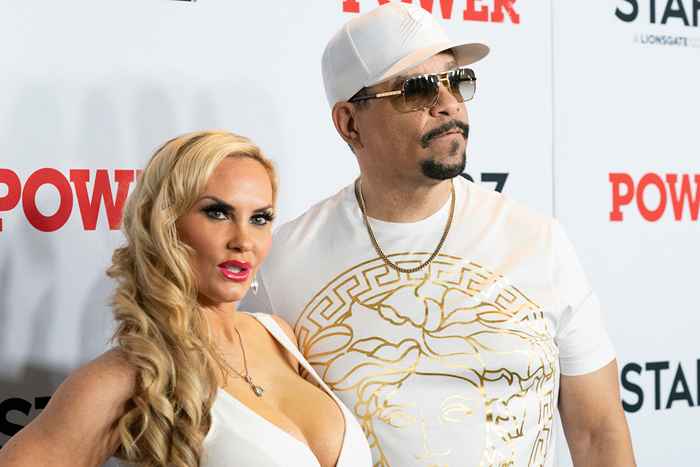 Coco Austin forsvarer beslutningen om å la 5 år gammel datter amme