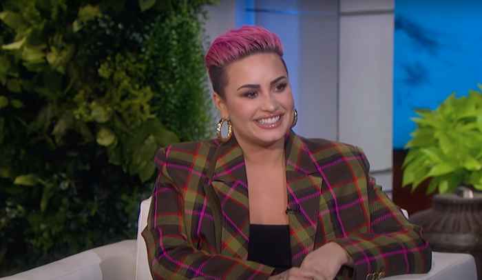 Demi Lovato explica a razão emocional pela qual ela cortou o cabelo