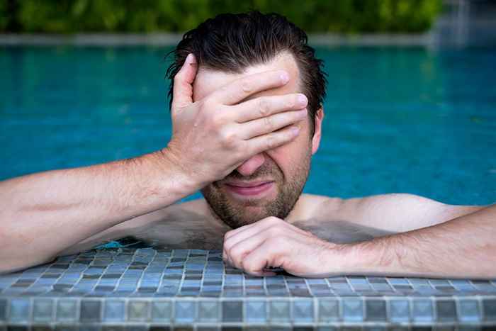 Wenn Sie dies nach dem Schwimmen spüren, gehen Sie sofort in die Notaufnahme